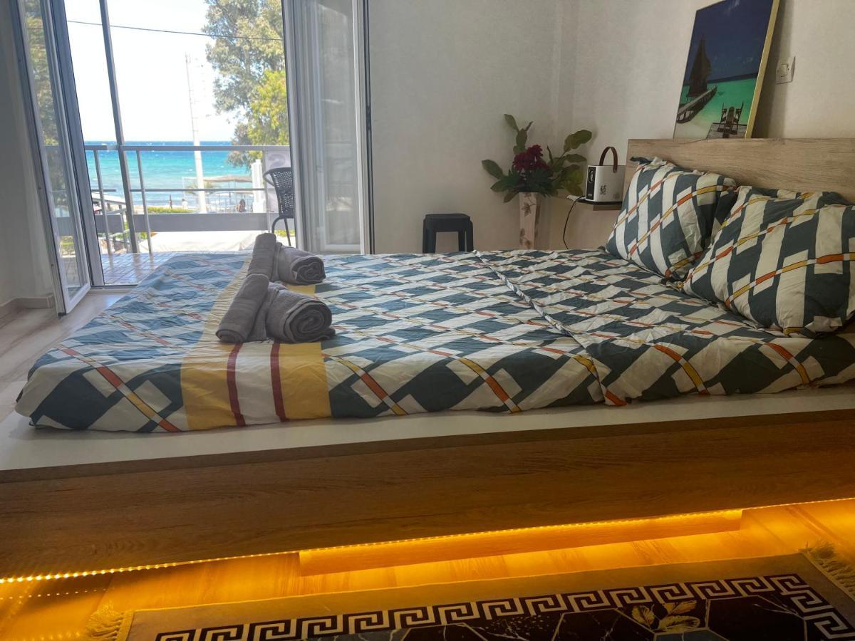 Seaview Room With Share Some Place アテネ エクステリア 写真